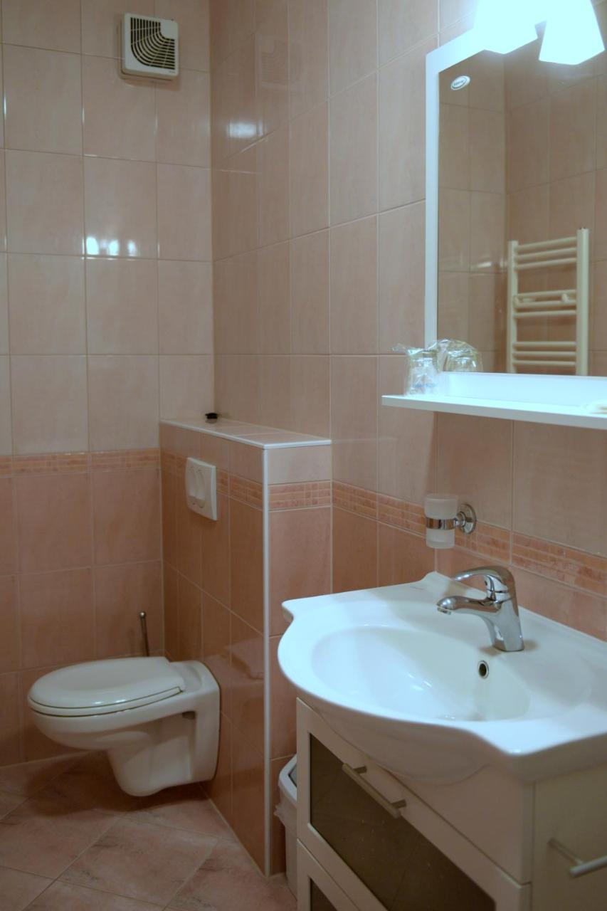 Penzion Letalisce Murska Sobota Bagian luar foto